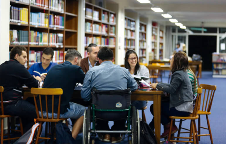 Biblioteca Humanitas