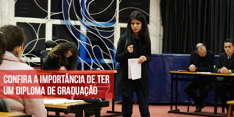 Confira a importância de ter um diploma de graduação