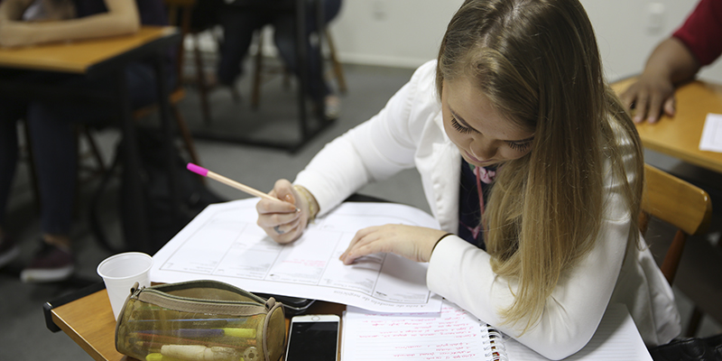 Escola Empreendedora para Jovens Talentos