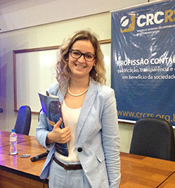 Karine Cristina Scherer